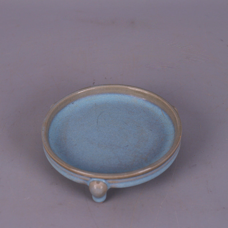 Song Ru Kiln Tianqing glaze Small number three foot wash ancient and antique imitation antique porcelain old objects Jingdezhen Pendulum Pieces Collection