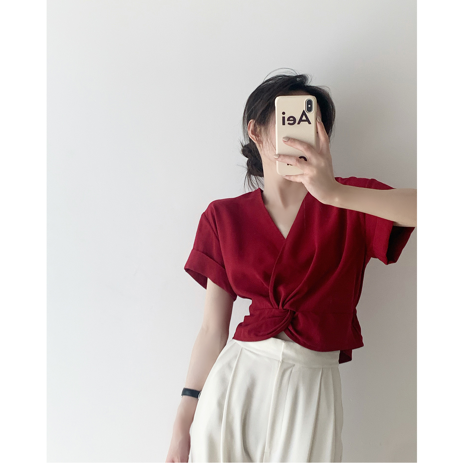 Red short sleeve T-shirt female summer design feeling small crowdknot 100 hitch small sub loose short and don't lock the collarbone blouse