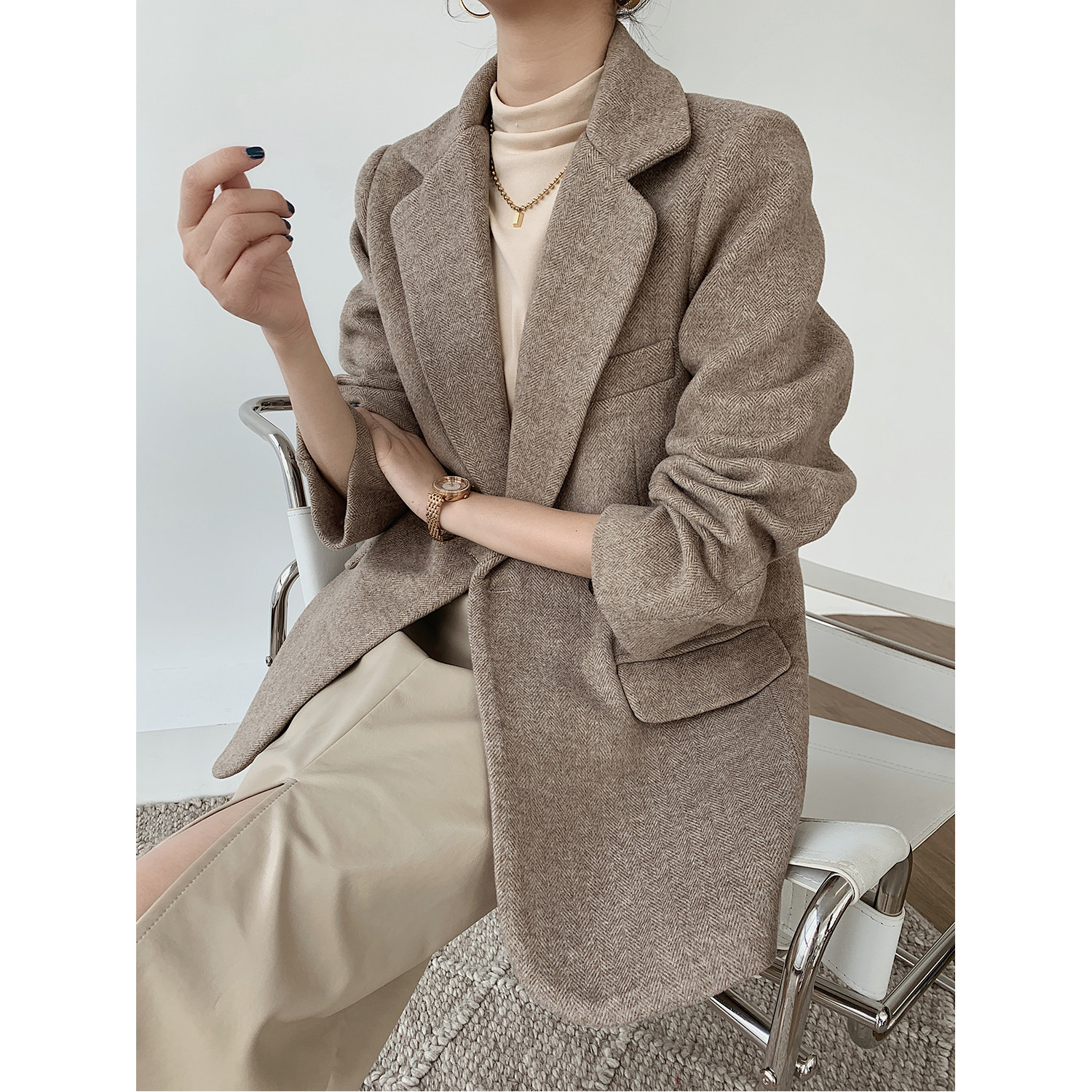 Herringbone Tattoo Suit Jacket Woman Han Version Loose thickened 50 wool flap Casual Retro Fur Coat Autumn Winter