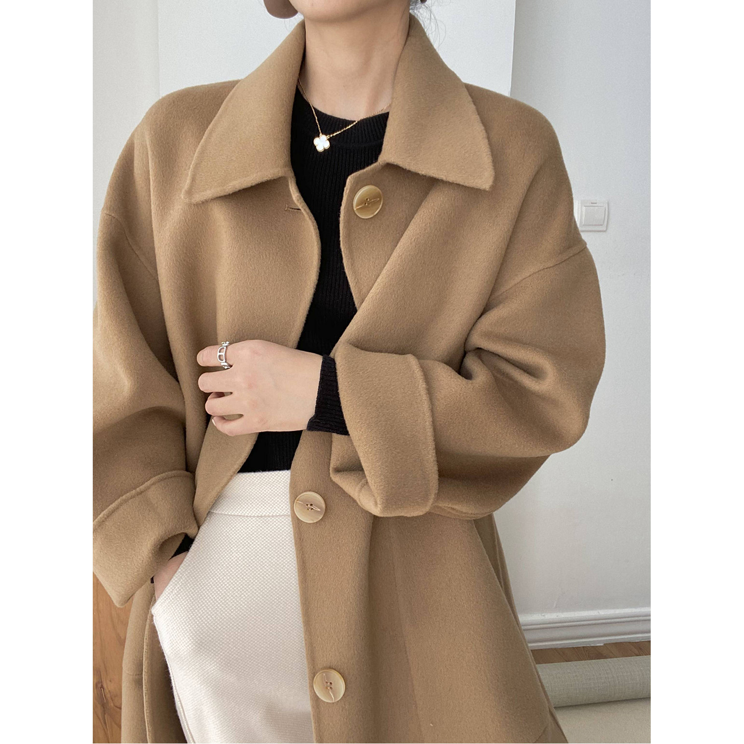 Hump-turned neckline with large pockets bifacial, great clothes design feeling small and Korean version loose high-end wool coat autumn and winter