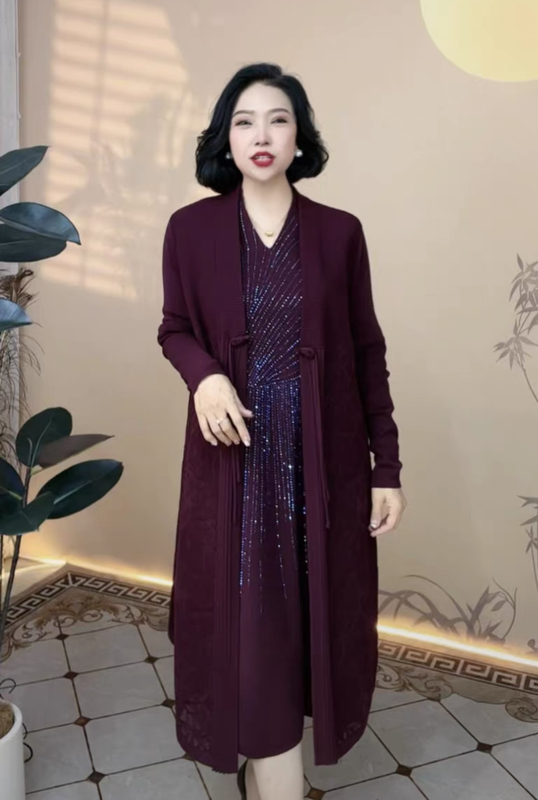 Spring and Autumn New High-End Heavy-Duty Rhinestone Ice Linen Knit Elegant Loose Mid-Length Mother's Dress Two-Piece Set for Women