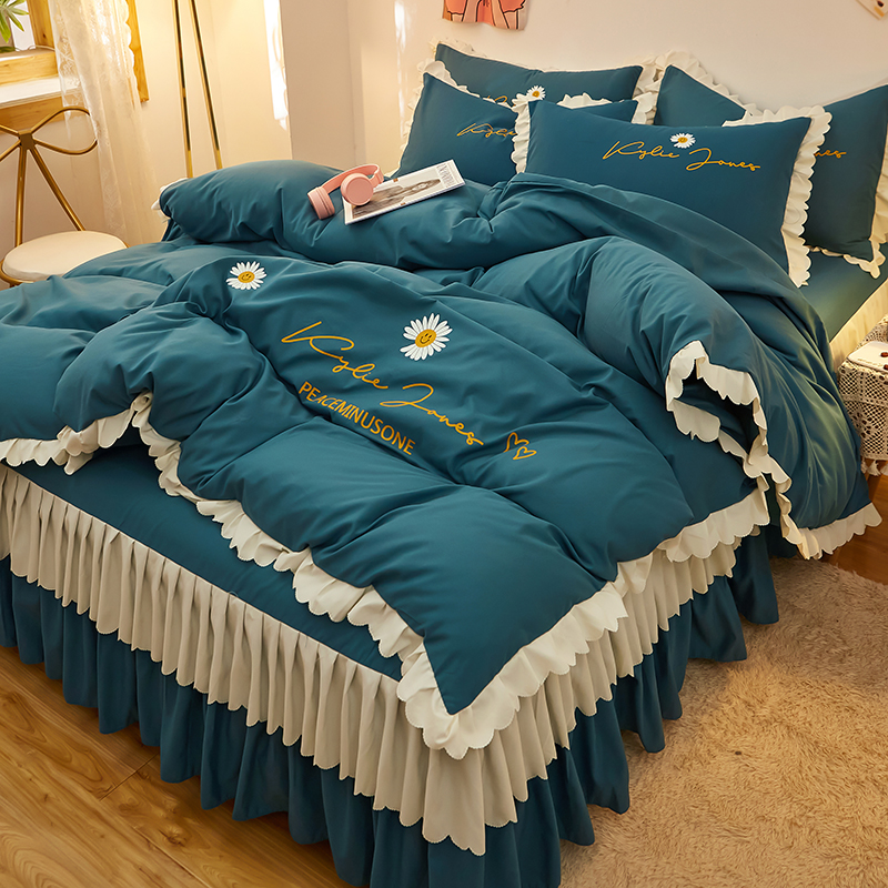 Korean version of naked sleeping cotton cotton four-piece set bed Princess style embroidery double lace bed skirt quilt cover Solid color bed sheet