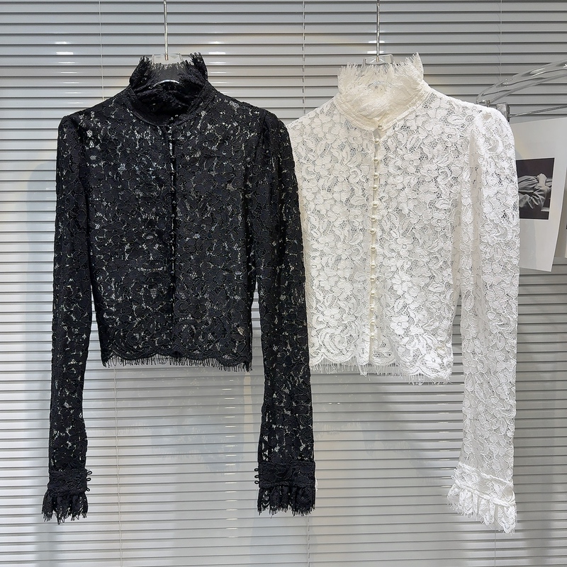 [in Stock] 2026 Spring New Elegant Socialite Lace Crochet Pearl Button Semi-Sheer Base Shirt Lace Top