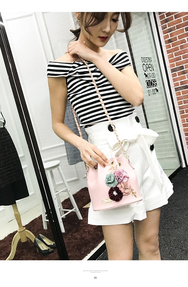 2018 hè mới túi nhỏ thời trang retro túi nữ dính hoa xô túi đeo chéo vai pu túi giản dị túi xách nữ đẹp