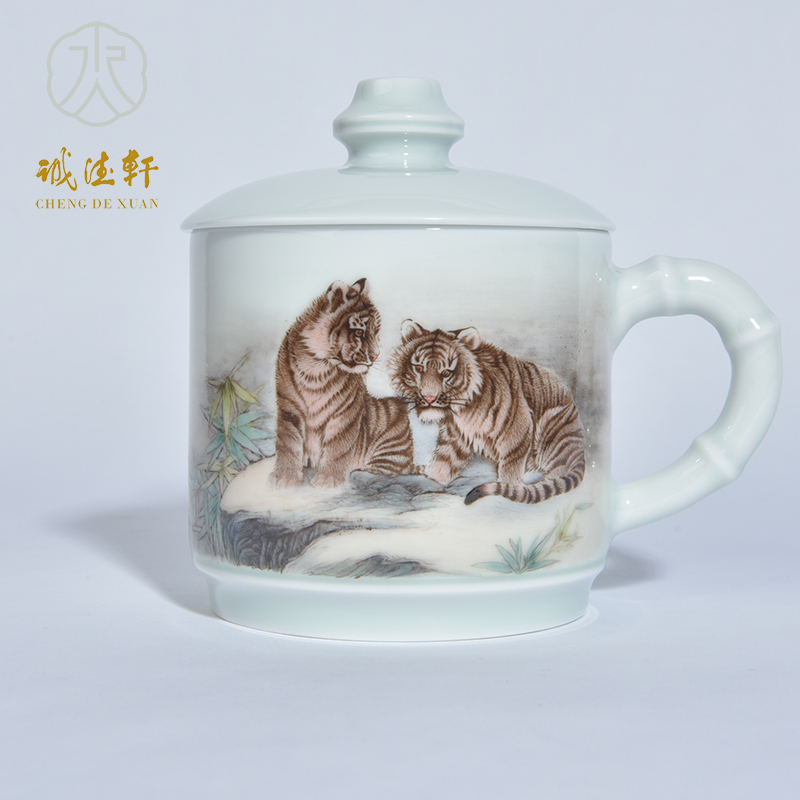 Cheng DE hin jingdezhen porcelain, high - grade pure manual pastel office 2 cups pastel tiger tiger gave birth to wind