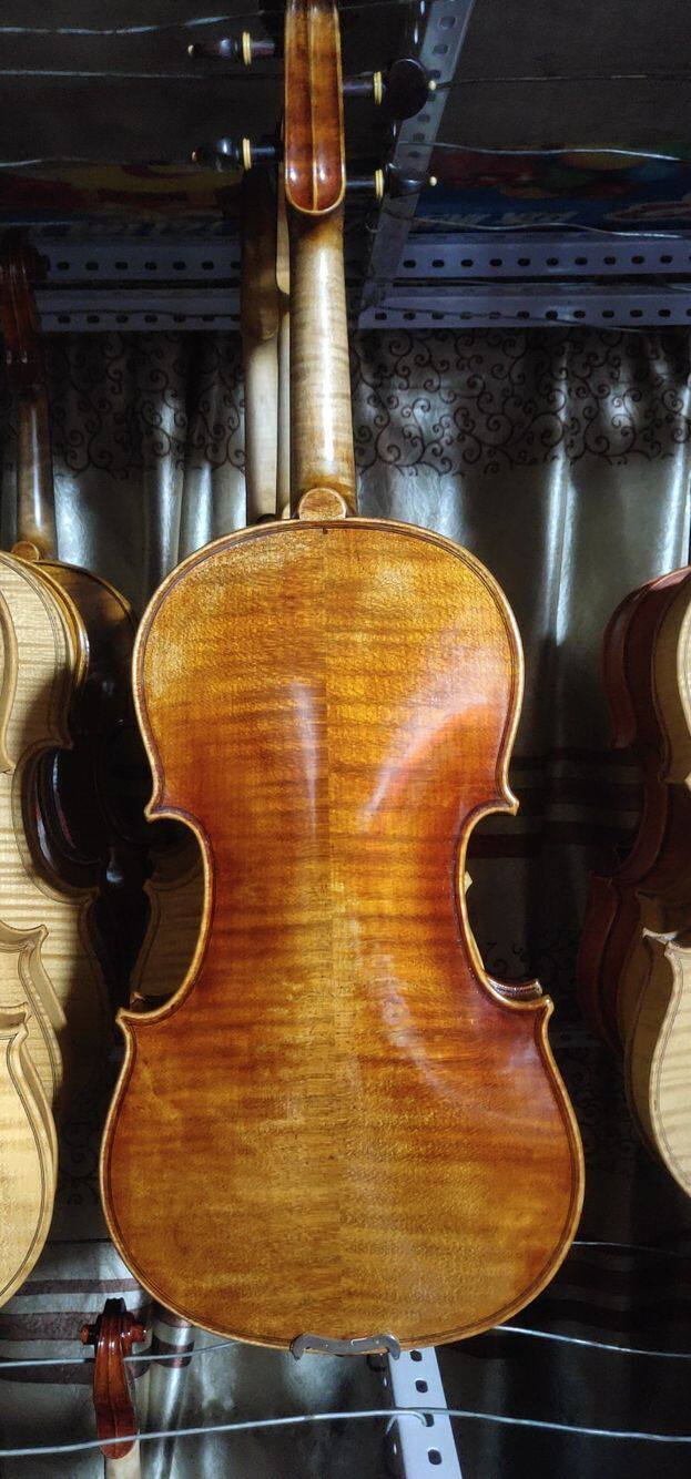 High realistic antique oil paint violin European material Violin Sri-style tone round, full and clear