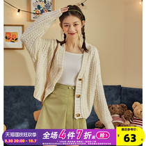 Tang Shi early spring new womens knitted cardigan sweater V-neck loose outfit versus slim style lazy wind Japanese casual