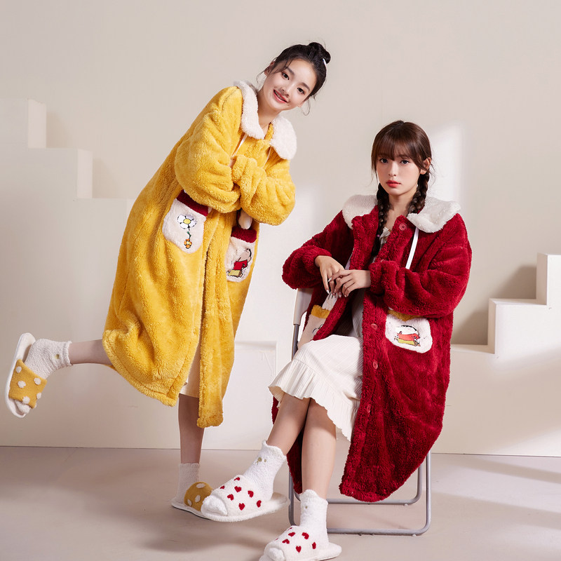 (Wax Pen Little New Joint) Tang Lion 2022 Autumn Winter Cute Pyjamas Woman Long Version Thickened Sleeping Robe Best Friend's Family Guy