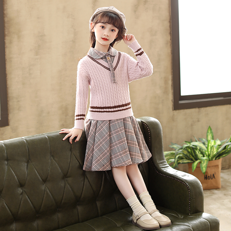 Girls dress autumn and winter 2020 new foreign style fashionable children's knitted skirt college style children's wear princess dress winter