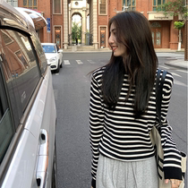 Japan Autumn and Winter New Black and White Strip Knitted Shirt Han Edition Refined Skin and Han Han-Lin Top