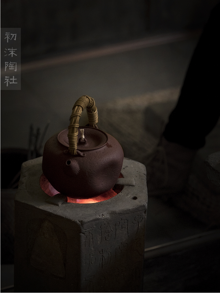 Poly real scene are it zhu mud coarse pottery charcoal stove temperature boiling pot of tea tea warm tea boiled tea cozy group by hand