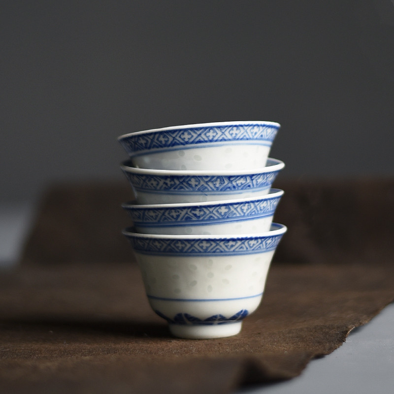 Poly real scene of jingdezhen blue and white and exquisite ceramic cups and old factory cups sniff household sample tea cup masters cup