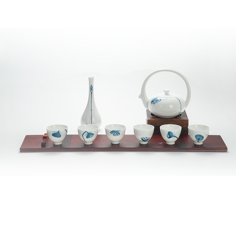 . Poly real scene of jingdezhen tea service suit small household contracted tea art kung fu tea set of blue and white porcelain tea set Mid - Autumn festival gift