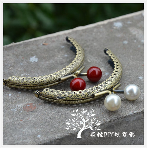 (Forest Wholesale) 8 5CM Cherry small beads lace carved with semicircular mouth gold 10 packs 310 gr
