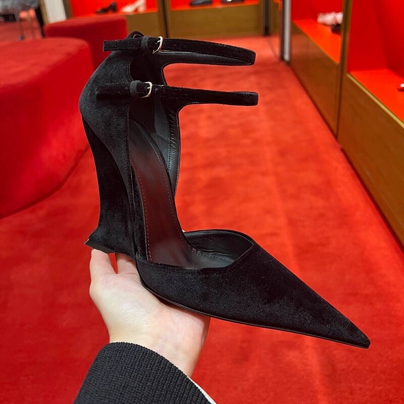2026 New Velvet Single Shoes for Women, Closed-Toe Sandals, Shallow Mouth, Sexy Red High Heels, Wedge Heel, Pointed Toe Mary Jane Shoes