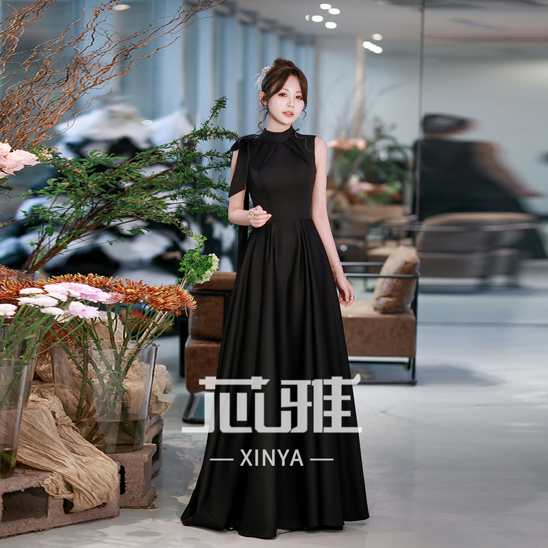 High-End, Light Luxury, Sleeveless Evening Dress for Women, Black, Waist-Cinching, Elegant, Suitable for Art Exams, Host Performances, Dignified and Grand, for Summer