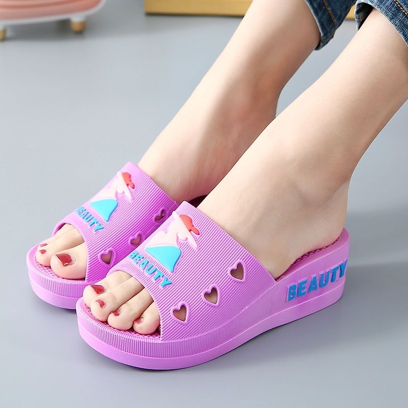 Wedge-Heeled Women's Slippers, Fashionable Summer New Style for Outdoor Wear, 2026 Thick-Soled Height-Increasing Slippers, Women's Indoor High-Heeled Sandals