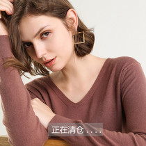 Anti-season clearance autumn winter sweater female Korean pullover sweater V collar size cashmere sweater knitted solid color base shirt