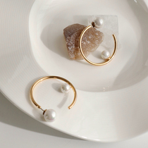 (shen depending on life) Aunt Cui Pearl Earrings Advanced Temperament Earrings Light Luxury Simple Pearl Earrings