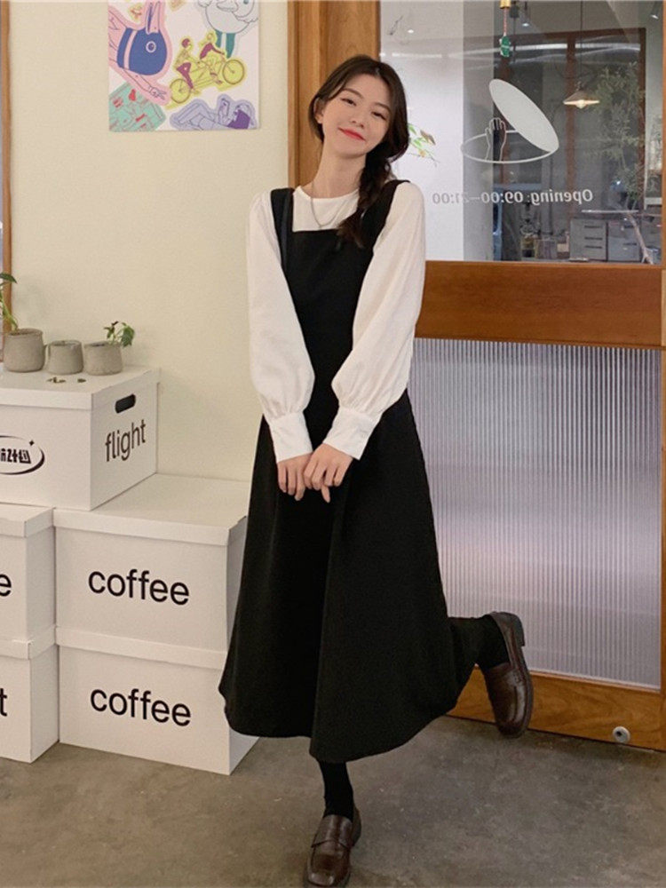 Fat sister thin suit 2021 autumn and winter new lantern sleeve shirt plus size fat mm suspenders dress two-piece set