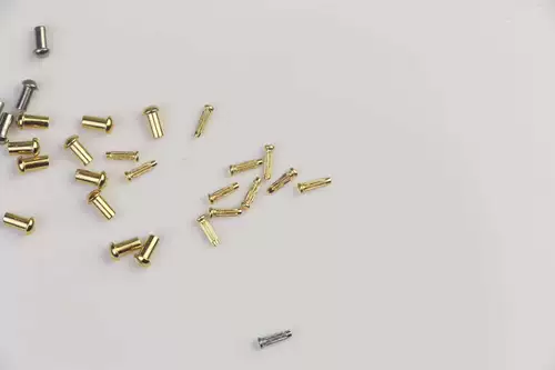 Келли сыграла заклинатель Келли Уайтины Платиновые Шаг Платиновой Винт Сделай СДОВКИ