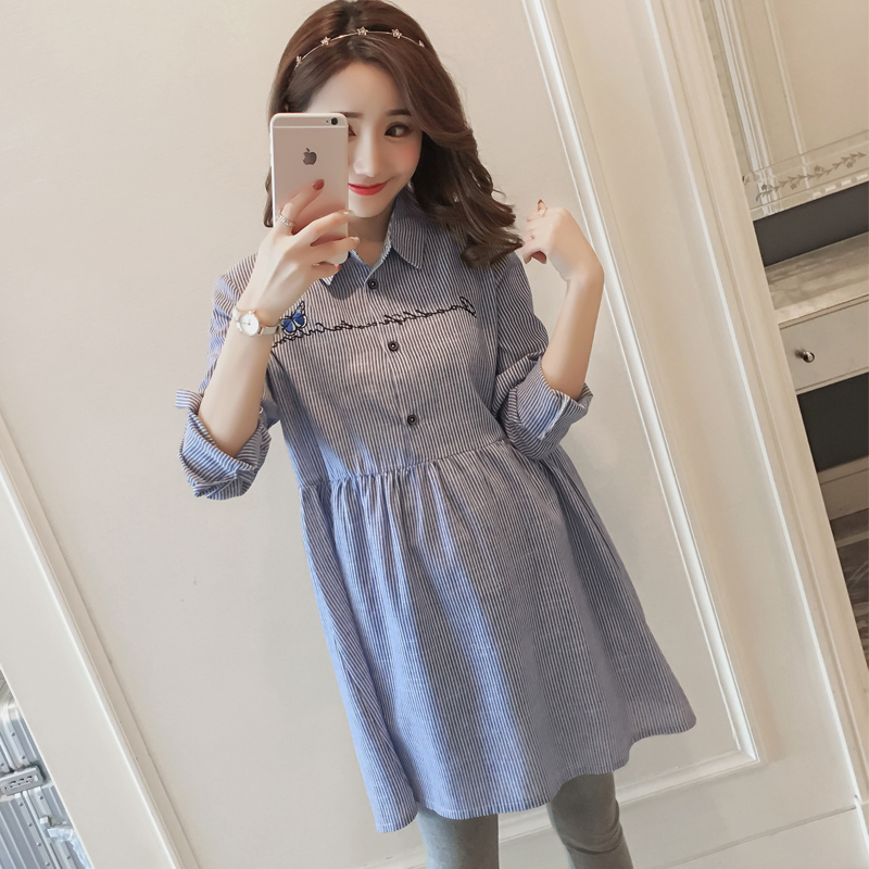 Maternity dress autumn suit fashion 2021 new top tide mother dress out spring and autumn net red two-piece set