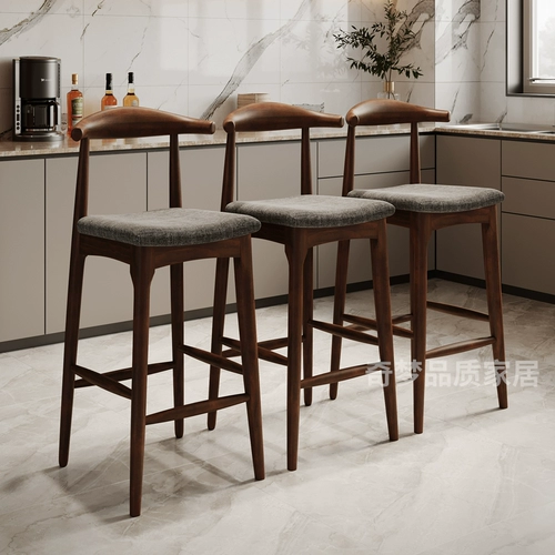 Столичный деревянный бар председатель высокий стул высокий стул кассир кассир стул остров