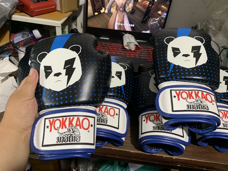 Lightning Panda Panda Thailand Original Imported Yokkao Genuine Leather Cowhide Gloves Muay Thai Fighting Sports Shorts