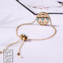 2-If you are a woman with flowers on the skirt the Du family designs the animal face turquoise bracelet LS988