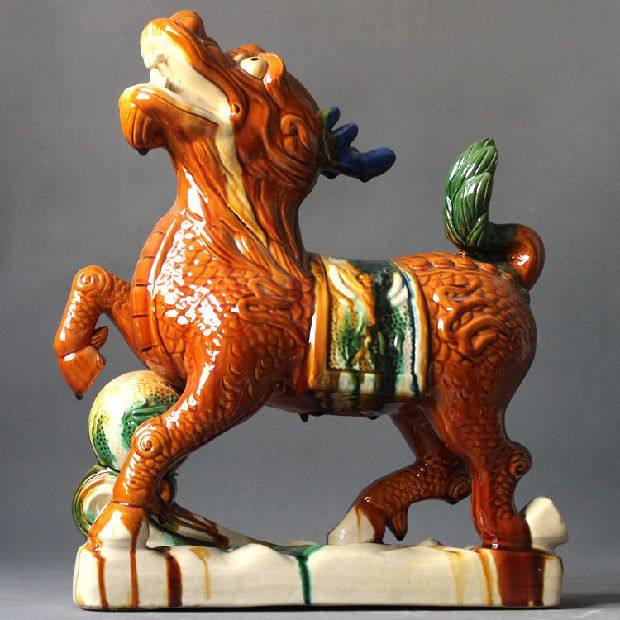 Tang Sancai Ceramic Kirin Sends Wealth and Noble Wind and Water Qi Rui Beast Housewarming New Home Gift Kirin Ornament Porch Decoration
