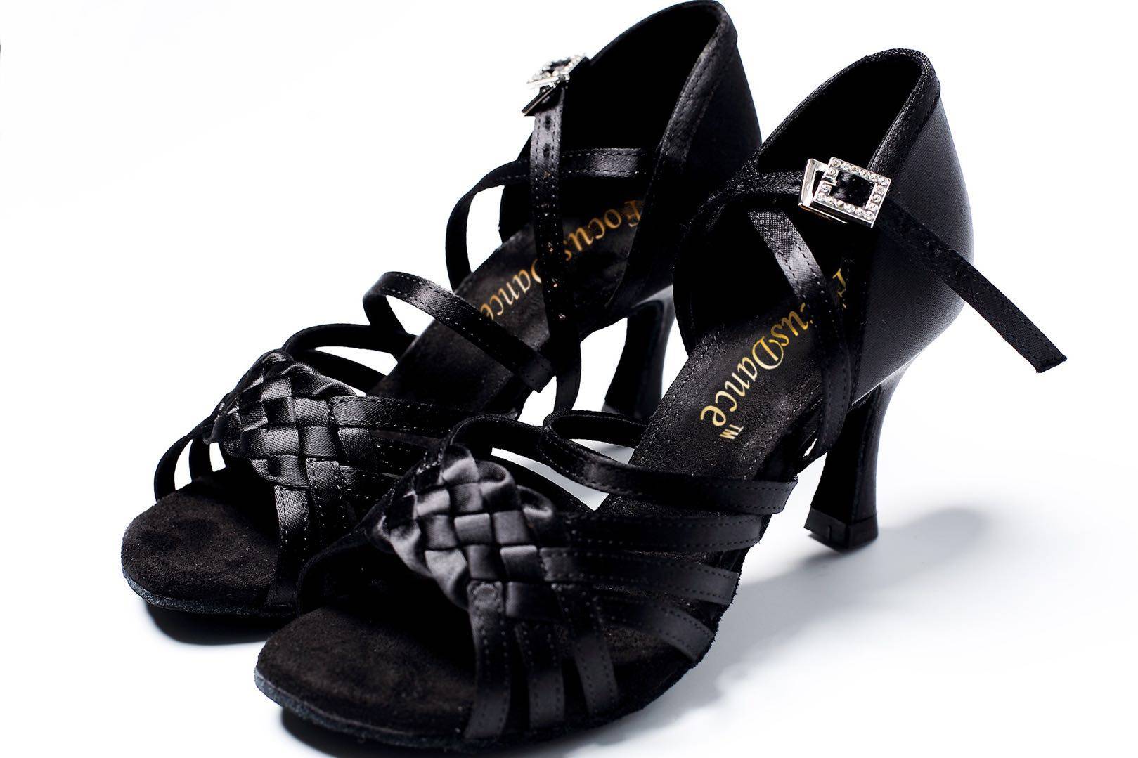 FocusDance Hong Kong Focus Dance Shoes Black Woven Horseshoe 8 5cm Female Latin Competition Practice