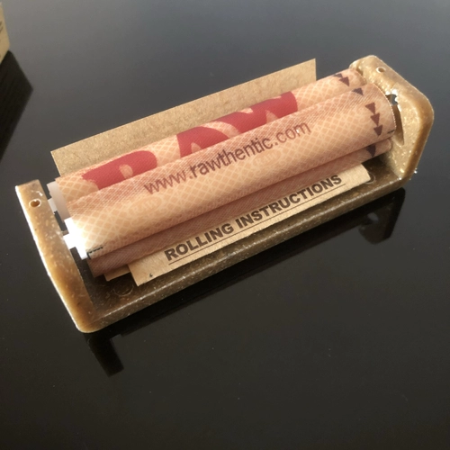 Бесплатная доставка Желтая 79 -миллиметровая ручная ручная подставка для сигарет с тканью с запасной тканью