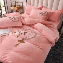 Fallace four-piece padded coral velvet quilt cover double-sided velvet three-piece bed Hare flannel 1 8m bed ethnic wind