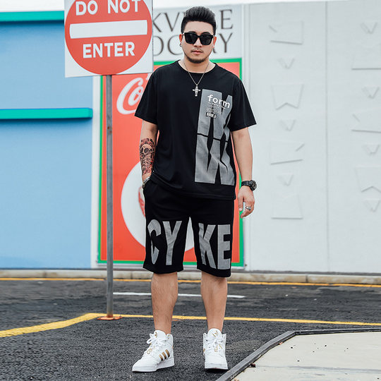 Trendiges Kurzarm-T-Shirt für fette Männer plus fette plus Größe lose Sommer dünne Viertelshorts lässiger dicker Mannanzug