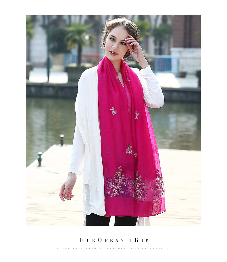 Echarpe pour Femme en De la soie - Ref 3157977 Image 17