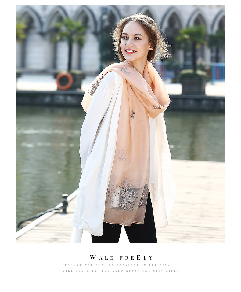 Echarpe pour Femme en De la soie - Ref 3157977 Image 15