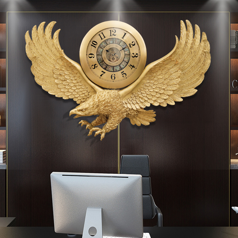 Pure brass light luxury eagle villa wall clock European watch Household living room American art personality clock Wall-mounted watch