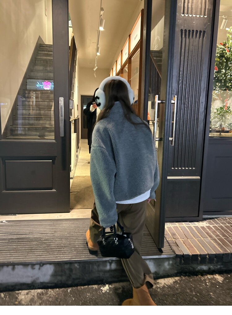 2023-11-28 010630.jpg