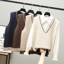 Knitted vest woman 2022 new pure color V - collar loose and fresh superimposed sweater shoulder sleeveless horse clamp