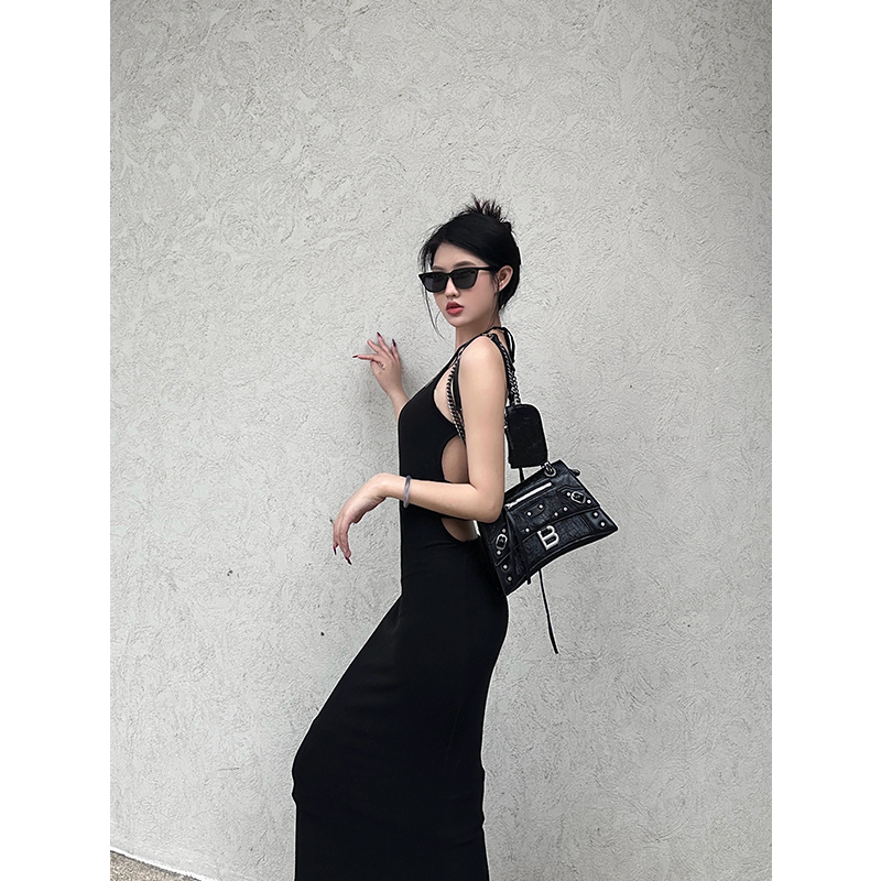 Melatik/Meledik 2025 Spring/Summer Studded Bag Millennium Hot Girl Hourglass Bag Single Shoulder Underarm Crossbody Bag