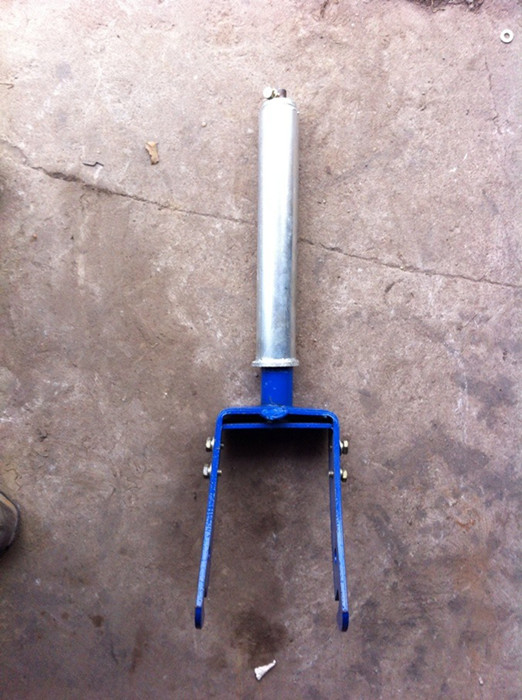 Changzhou Dongfeng 12 15 Hand tractor rotary tiller tail wheel fork jacket tube foot pedal assembly rocking handle
