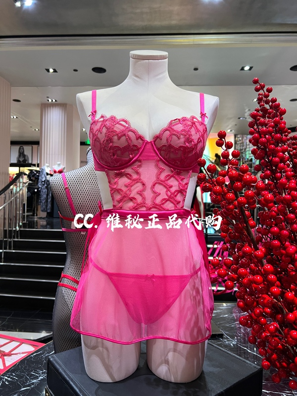 Victoria's Secret New Valentine's Day Sexy Floral Lace Mesh Hollow-Out Maid Nightgown Set