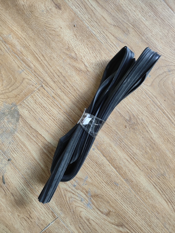 Changhe Furuida M50 M50S Changhe M70 Front Door Mud Groove, Front Door Glass Slide Groove, Glass Sliding Rubber Strip