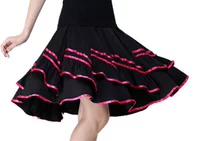 Розовая красная юбка