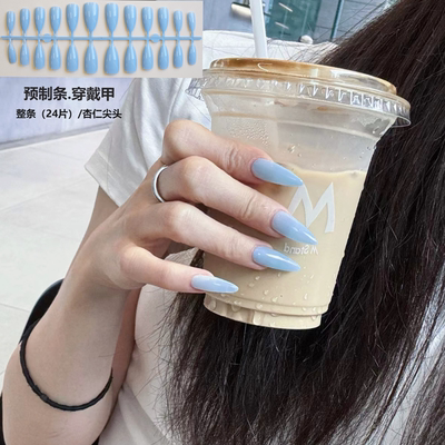 24 pieces of uniform size full-size light blue wearable nails with almond-pointed tips and solid color glossy false nails