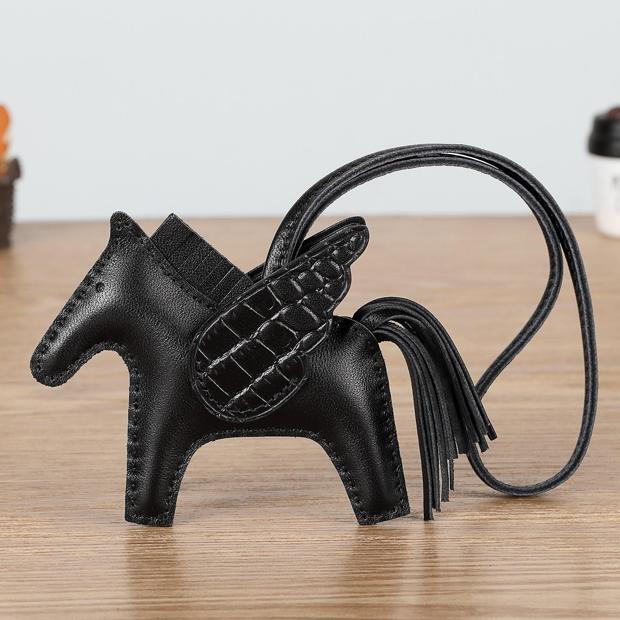 Suitable for Hermès Bag Little Pegasus Pendant, H Brand Pony Pendant, Car Pendant, Genuine Leather Charm, Keychain