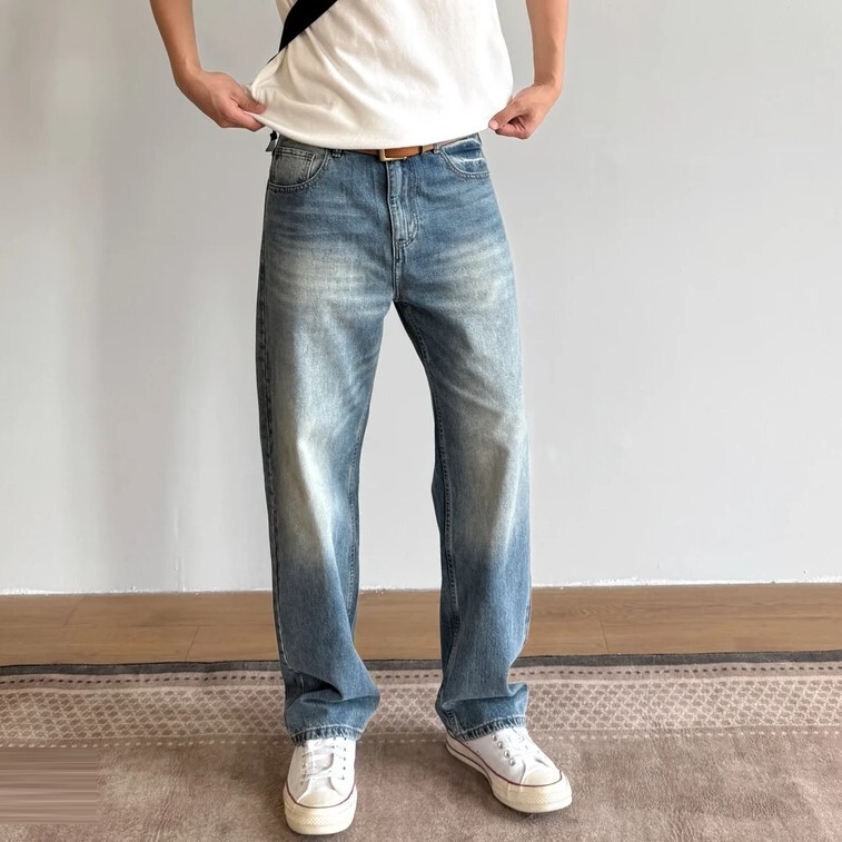 American Retro Washed Denim Jeans for Men, Classic 501 Style, Loose Straight-Leg Blue and Black Casual Trousers American Retro Washed Denim Jeans for Men, Classic 501 Style, Loose Straight-Leg Blue and Black Casual Trousers