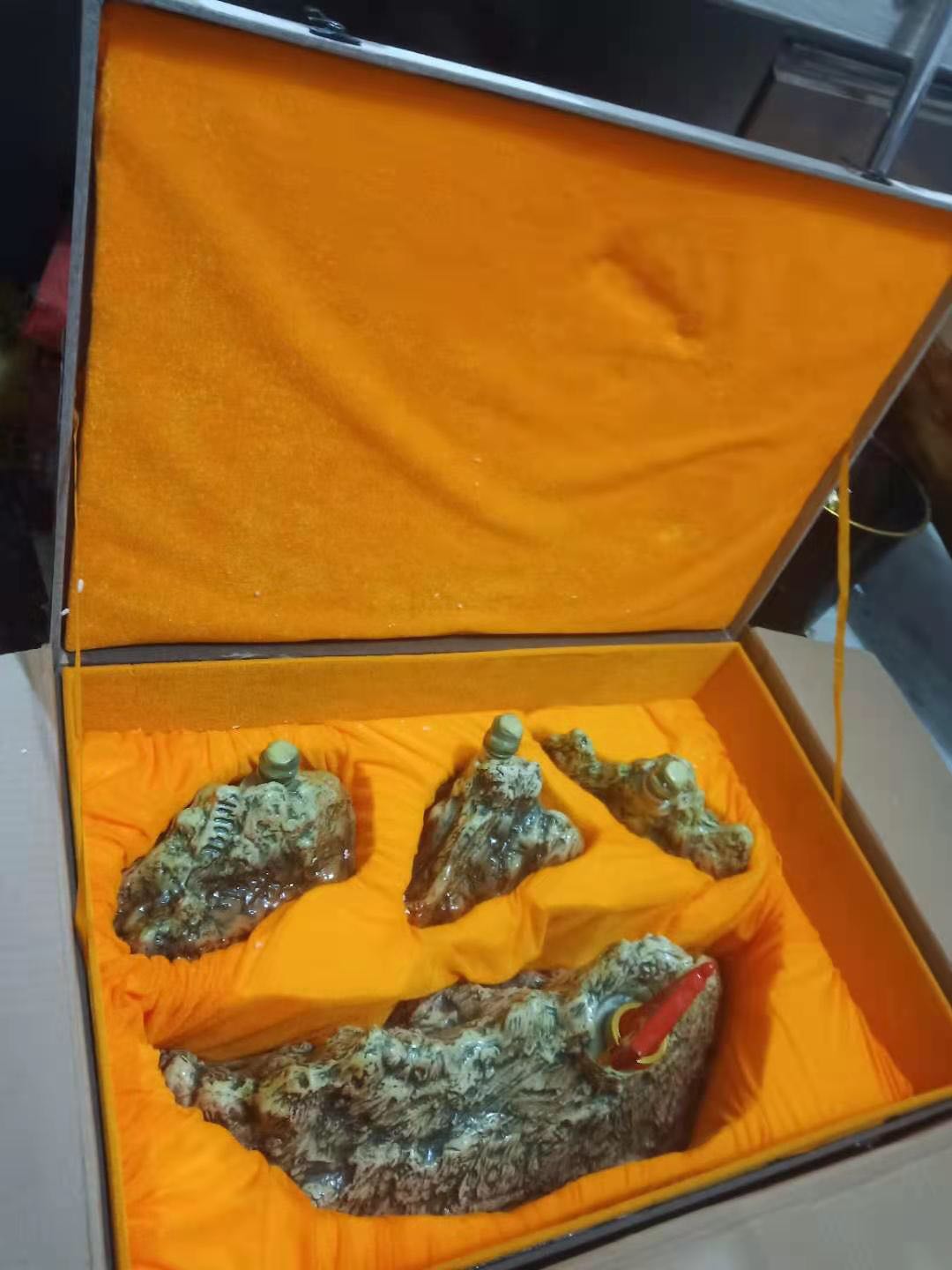 The ceramic bottle collection of 9200 wine shows the original height of Diaoyu Island five pounds of good brew