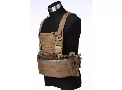 Multifunctional field camouflage vest real person CS outdoor light combat molle system module equipment hot sale