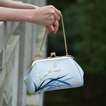 Pmsix Chinese style Hanfu Cheongsam bag cowhide womens bag embroidery shoulder bag chain bag 520 gift to girlfriend